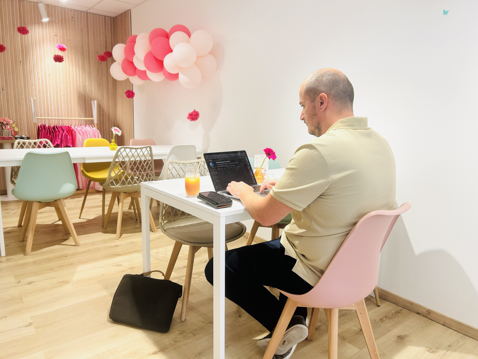 Espace coworking chaleureux à Saint-Jory près de Toulouse